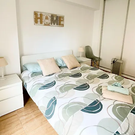 Comodo En By Bebalmy דירה